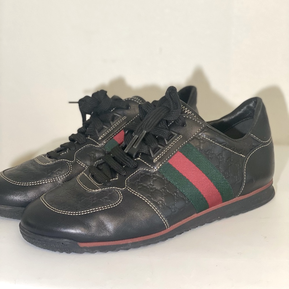 Vintage AUTHENTIC Gucci Sneakers